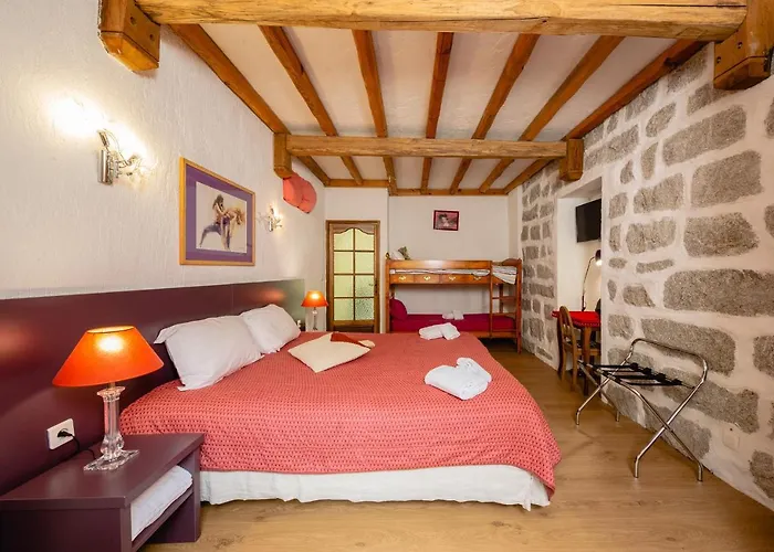 Auberge U N\'Antru Versu