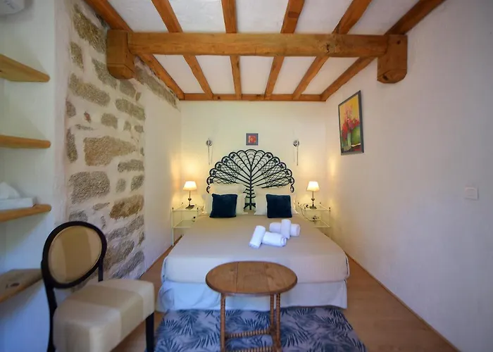 Auberge U N\'Antru Versu