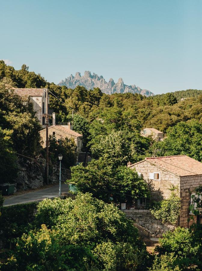 U N'antru Versu Herberg San-Gavino-di-Carbini